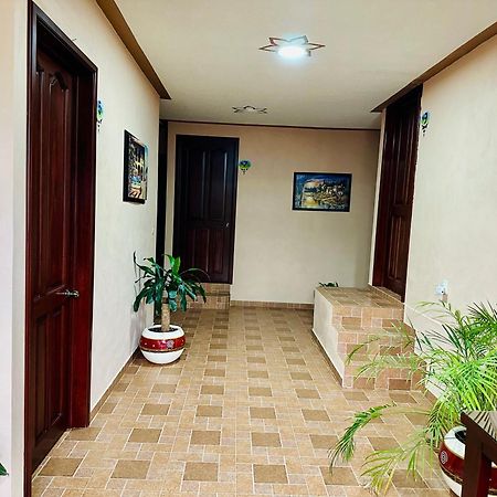 Hotel Monarca Tlalpujahua de Rayón Екстериор снимка