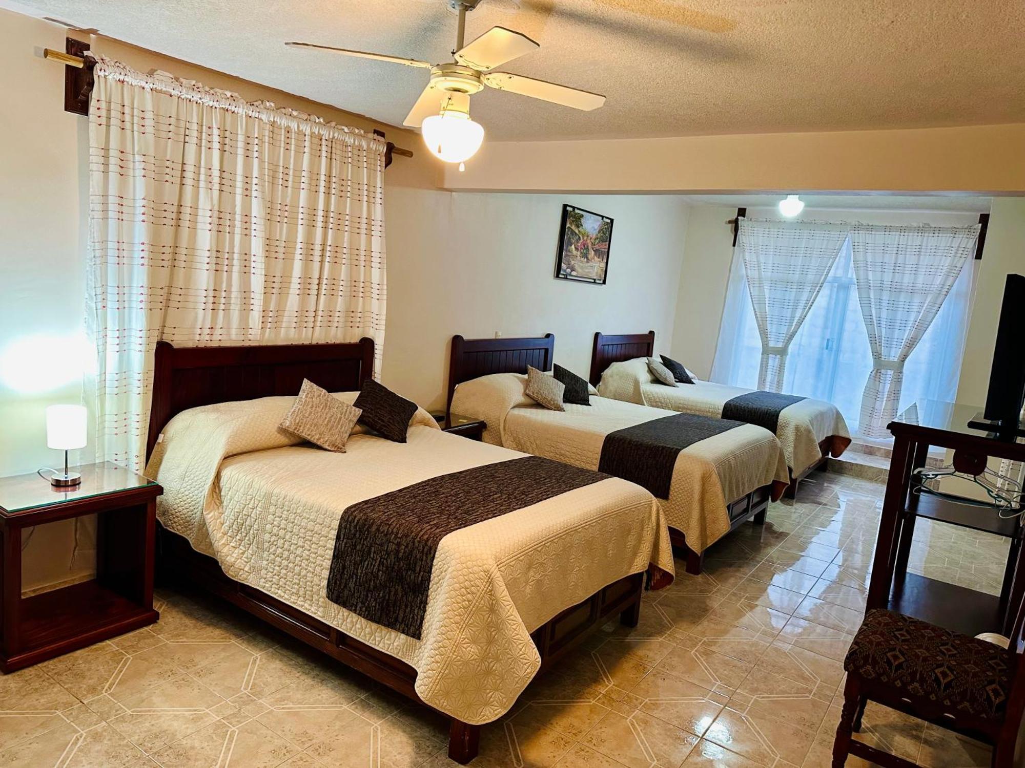 Hotel Monarca Tlalpujahua de Rayón Екстериор снимка
