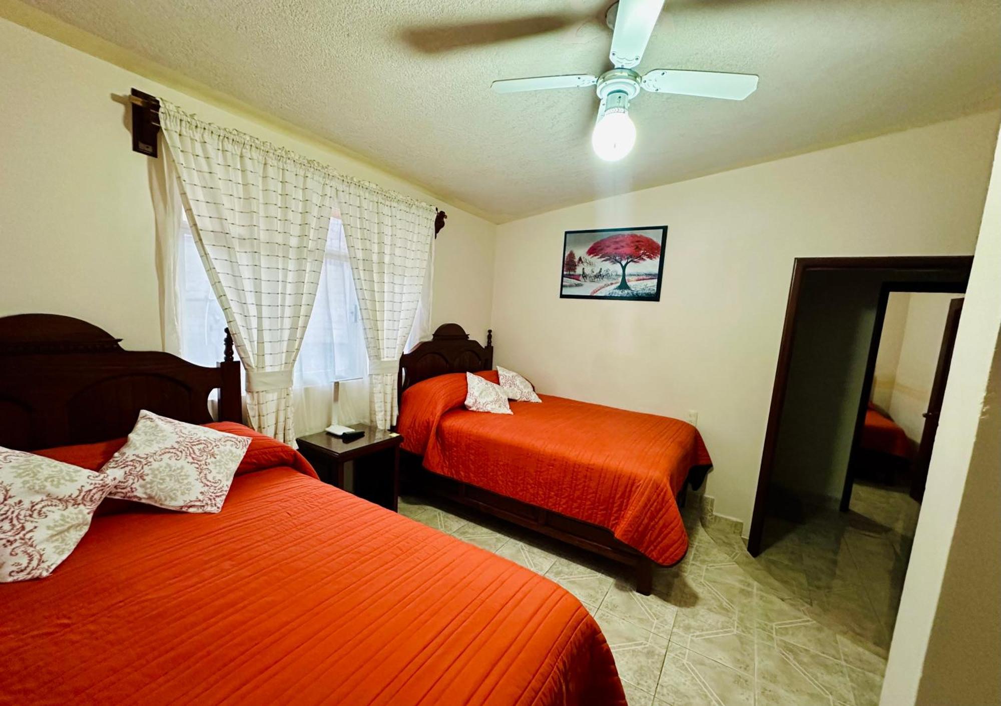 Hotel Monarca Tlalpujahua de Rayón Екстериор снимка